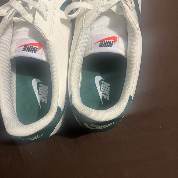 COPY - White and Green Sneakers Nike Cortez Gorge Green Women 16.5 - Picture 4 of 9